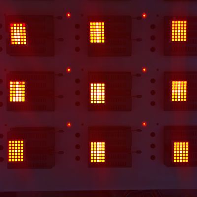 قیمت خوب صفحه نمایش 3.39 میلیمتر نقطه 35 میلی متر 1.1 در 20 میلی آمپر صفحه نمایش ماتریس LED آنلاین